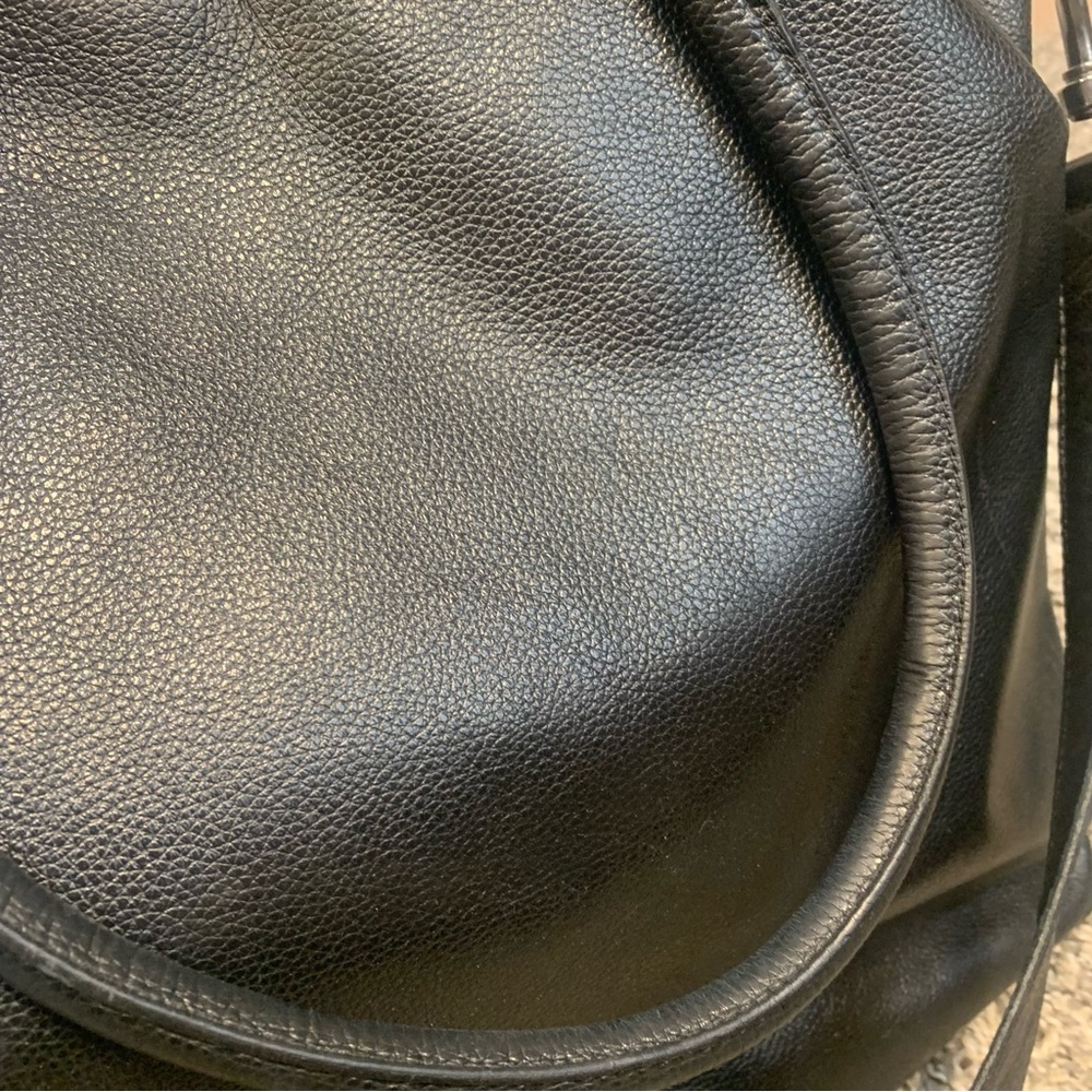 DAAME USA Large Pebbled Leather Laptop Crossbody Bag - Picture 15 of 16